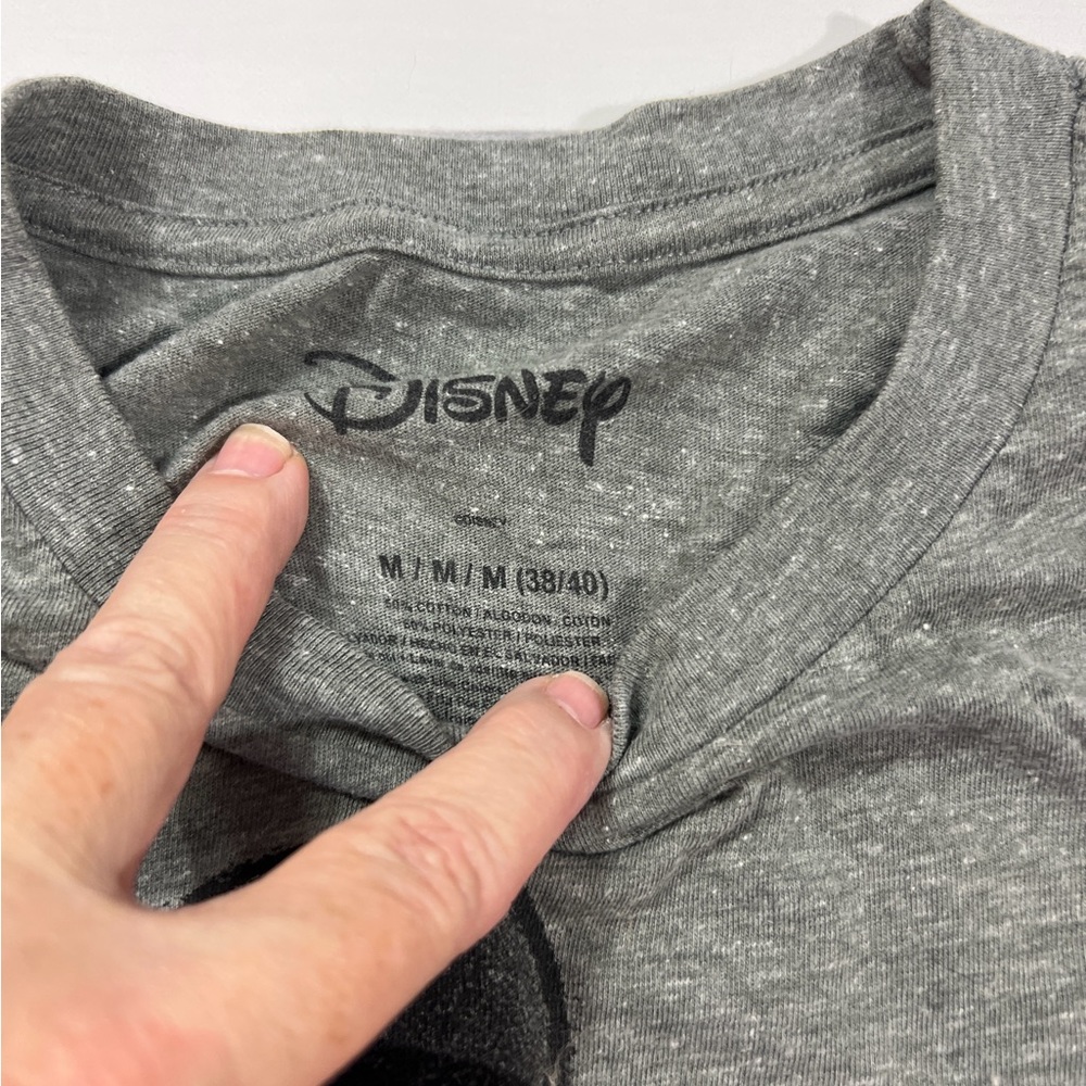 Disney classic Mickey size medium unisex tee shirts - Picture 4 of 6